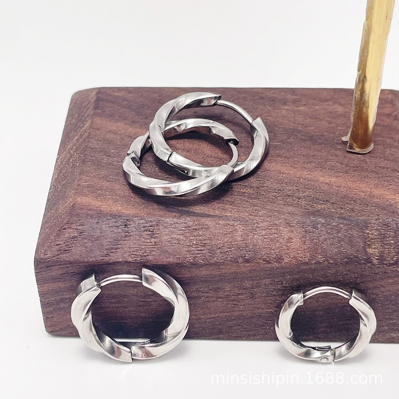 1 пара резных витых маленьких  – обзор и цена Body Jewelry