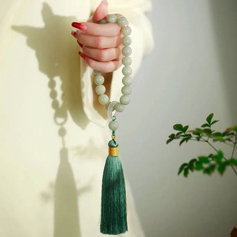 Зеленый нефритовый камень 12 м – обзор и цена Necklaces